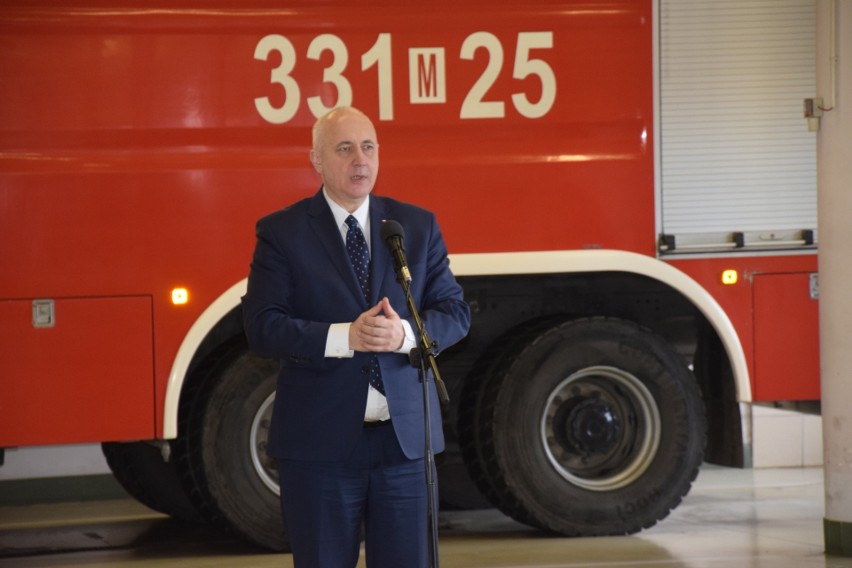 Europejski Dzień Numeru Alarmowego 112 w Radomiu. Minister Joachim Brudziński dziękował ratownikom
