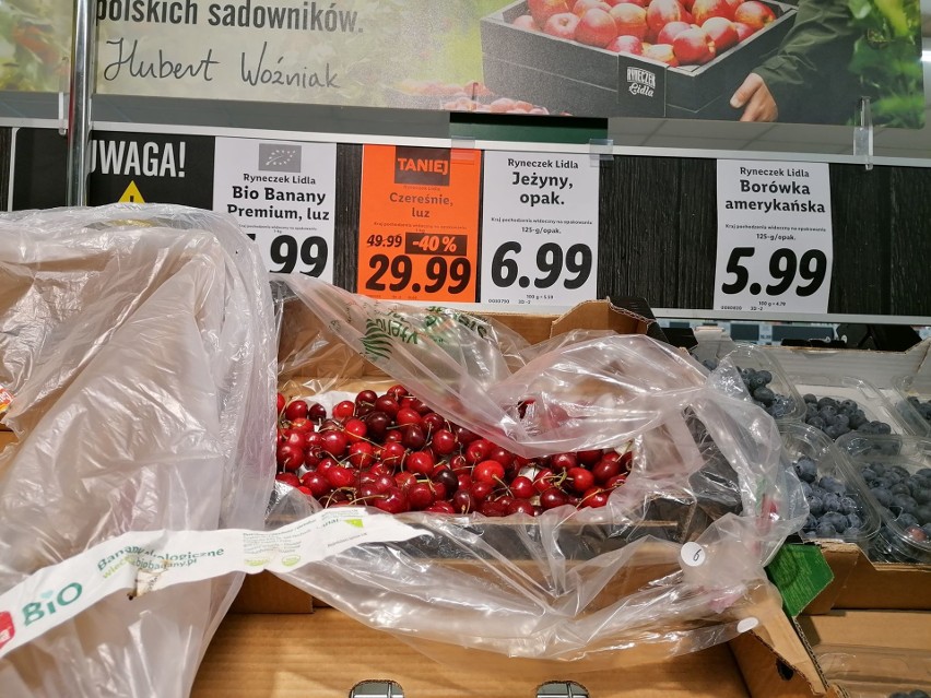 czereśnie - cena za kg 
Lidl - promocyjna cena - 29,99 zł