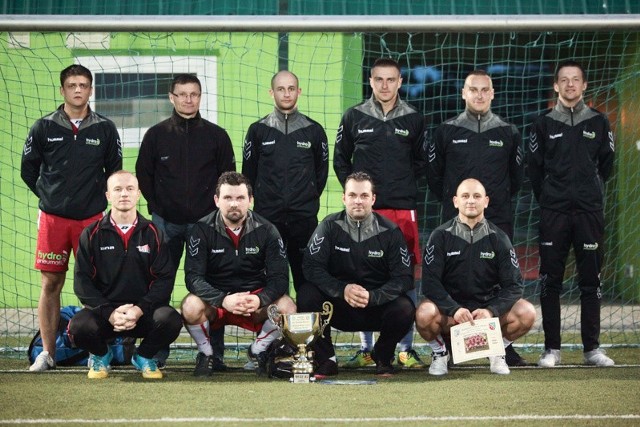 Hydro Pneumatic, mistrz Nowińskiej Ligi Futbolu