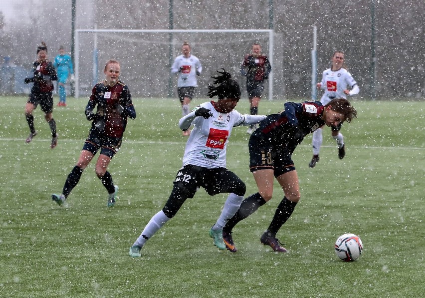 Pogoń Szczecin - Medyk Konin 2:1.