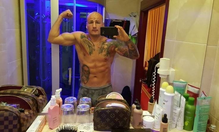 Artur Szpilka raczej nie podbije już bokserskich ringów....