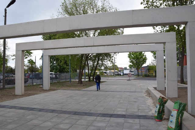 Promenada Śródmiejska będzie gotowa jeszcze w tym roku. Zobacz kolejne zdjęcia. Przesuwaj zdjęcia w prawo - naciśnij strzałkę lub przycisk NASTĘPNE