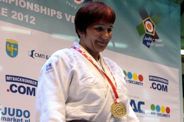 Jolanta Brożyna (AZS Opole) była najlepsza w swojej kategorii wiekowej w wadze +78 kg.