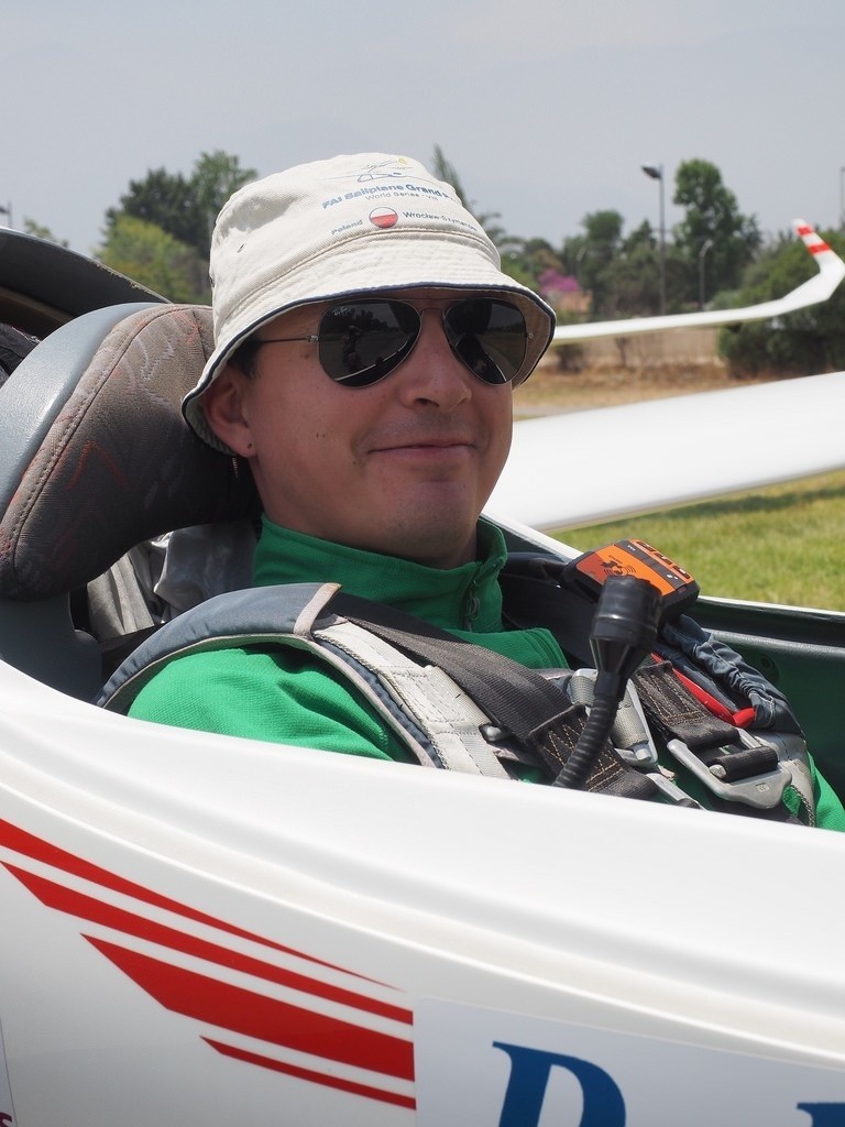 Sebastian Kawa to pilot szybowcowy i piętnastokrotny mistrz...