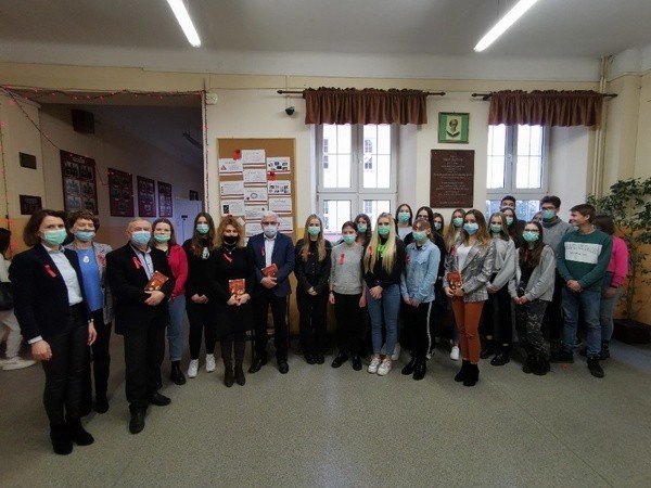Konkurs zdrowotny dla młodzieży II Liceum Ogólnokształcącego w Sandomierzu rozstrzygnięty (ZDJĘCIA)