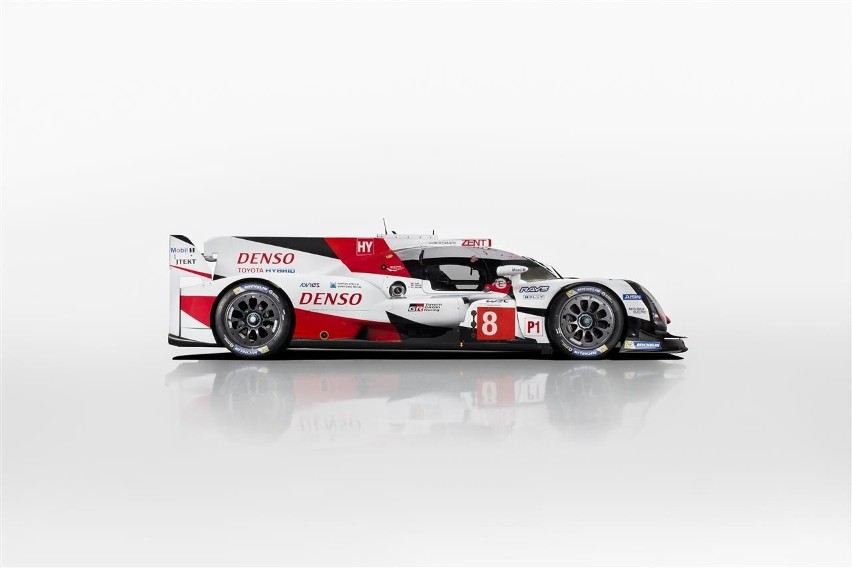 Toyota TS050 Hybrid...