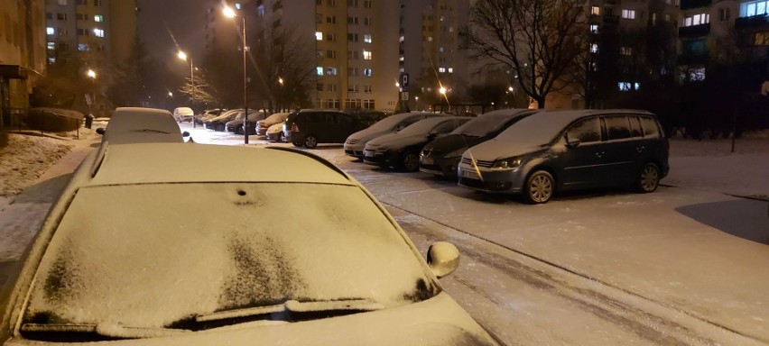 Pogoda w Łodzi. Niż Nicolas spowoduje śnieżyce, zawieje i marznący deszcz. Uważajcie na drogach, będzie ślisko