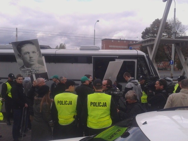 Wrocław, protest przed wykładem prof. Baumana we Wrocławiu