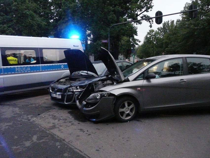 Groźny wypadek na Przędzalnianej przy Milionowej! [ZDJĘCIA]