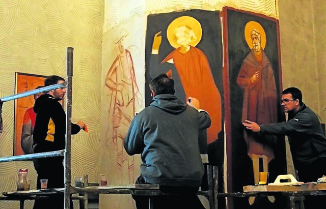 Rozpoczęła się rekonstrukcja słynnych supraskich fresków. - Trzeba wiedzieć, że właśnie teraz jesteśmy świadkami wielkiego historycznego dzieła - zapewnia Adam Musiuk.  