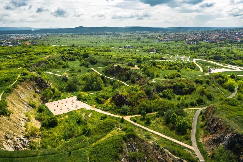 Świętokrzyskie zaprasza - odcinek 10. Wietrznia i Ogród Botaniczny w Kielcach [ZDJĘCIA, WIDEO Z DRONA]