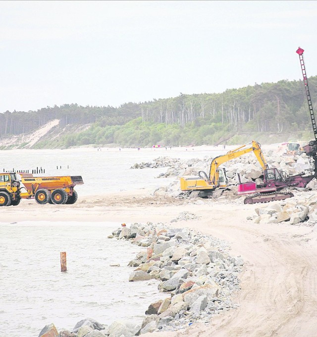 Budowa sztucznej rafy może zaskoczyć plażowiczów. Chyba że uznają ją za niepowtarzalną atrakcję turystyki hydroinżynieryjnej