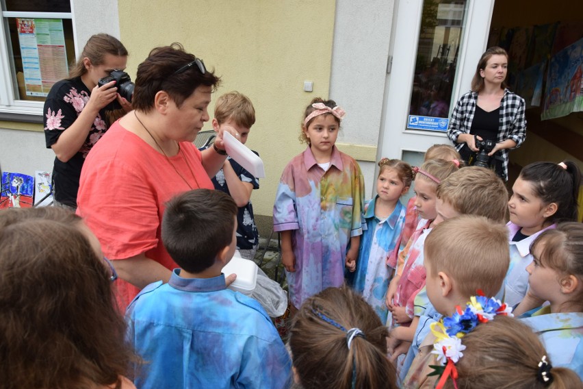 Gorlice. Pralnia Sztuki z dziećmi w roli głównej. Namacalny dowód, że artystów można znaleźć nawet wśród najmłodszych