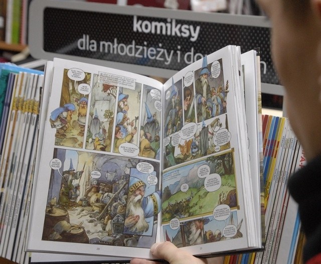 W księgarniach od komiksów uginają się półki. 