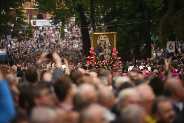 Pielgrzymka mezczyzn do piekary slaskie 29 slaskie 29.5.2016 fot. maciej gapinski / polska press