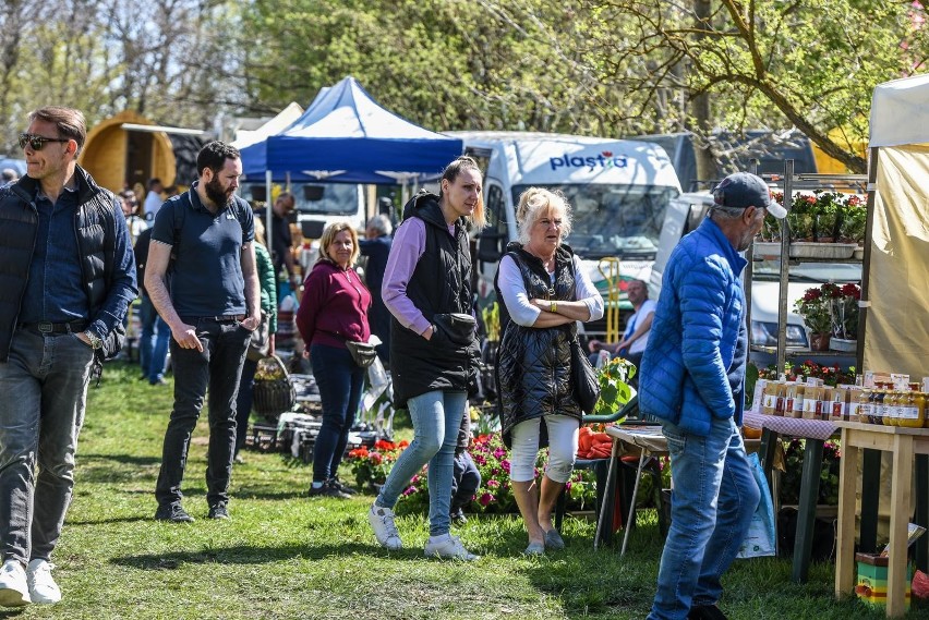 Gdynia. Park Kolibki - Ogród. Wielka majówka. 8.05.2022 r.