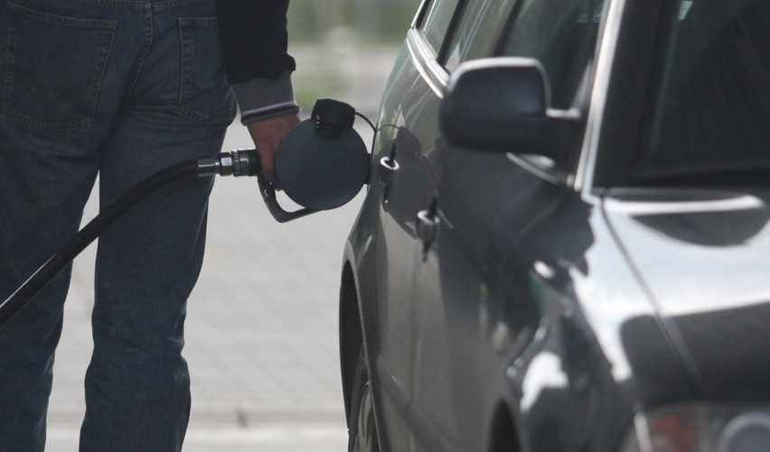 Śląskie stacje paliw: problemy z benzyną