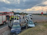 Wypadek w Jastrzębiu: w zderzeniu volkswagena i renault ranne zostały cztery osoby ZDJĘCIA