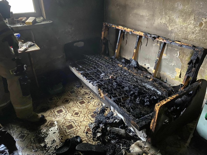 Tragiczny pożar w miejscowości Knyszyn-Zamek. Strażacy...