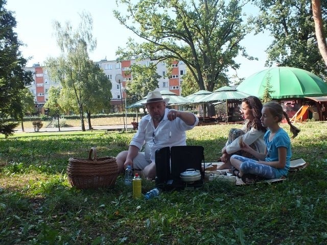 Drugie śniadanie na trawie w Starachowicach