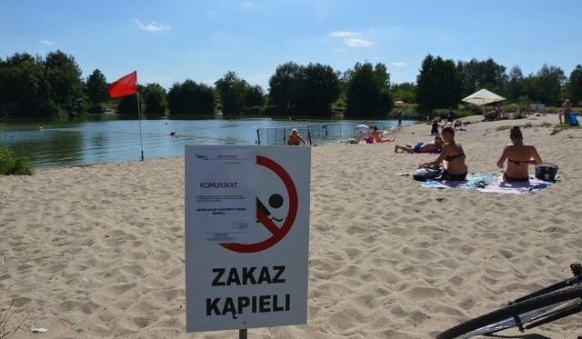 Sinice w Bałtyku 2019 Mapa online. Gdzie jest zakaz kąpieli? Gdzie się kąpać? Lista plaż i kąpielisk