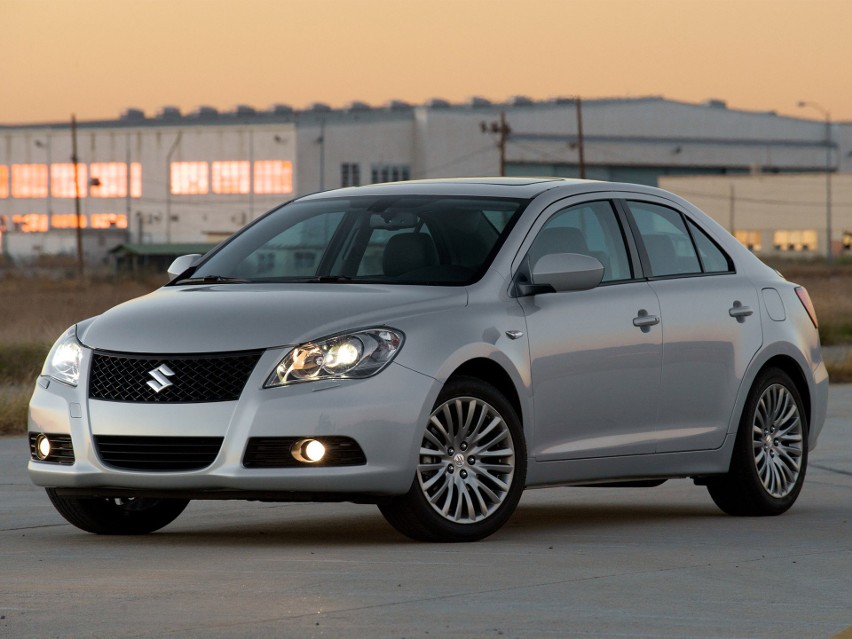 Suzuki Kizashi / Fot. Suzuki