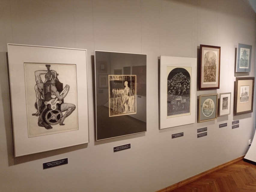 Nowa wystawa w Ratuszu Staromiejskim. Muzeum Okręgowe w Toruniu prezentuje zbiory Agaty i Marka Rissmannów