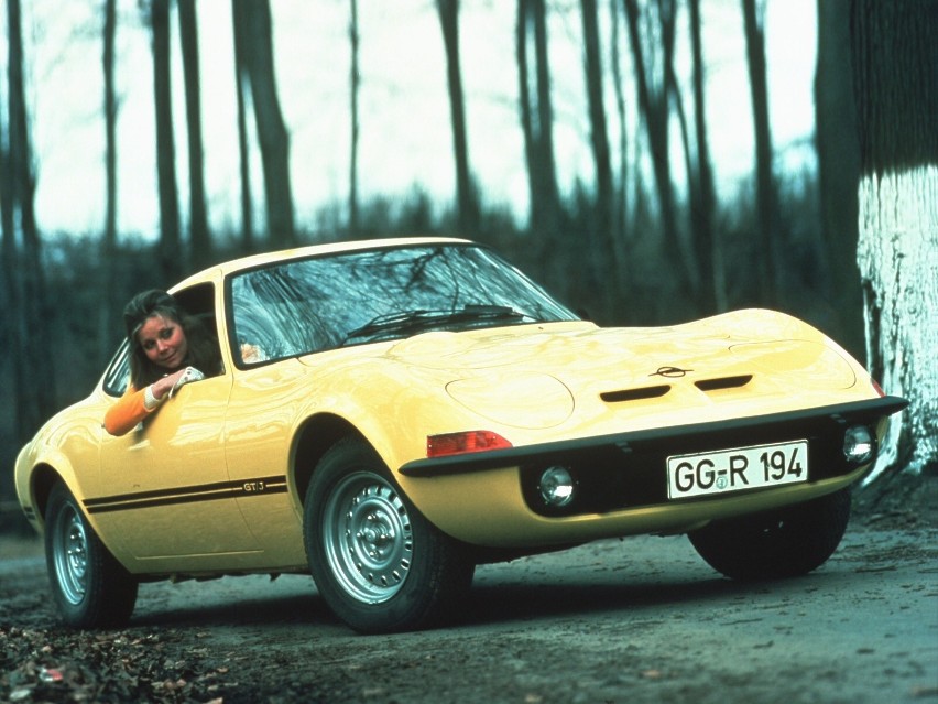 Opel GT to dwudrzwiowe coupe produkowane od 1968 do 1973...