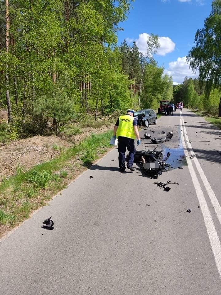 Wypadek w Sojach. Motocykl zderzył się z samochodem osobowym. Do wypadku doszło 15.05.2022