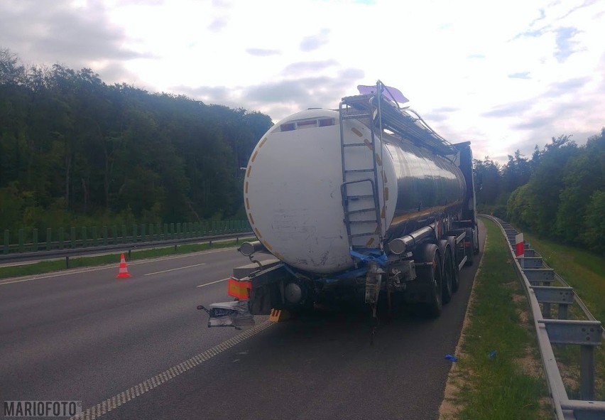 Wypadek na autostradzie A4 w rejonie Góry św. Anny. Ciężarówka uderzyła w cysternę z alkoholem