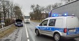 Ciężarówka uderzyła w osobówkę. Wypadek w Pątnowie. Jedna osoba ranna