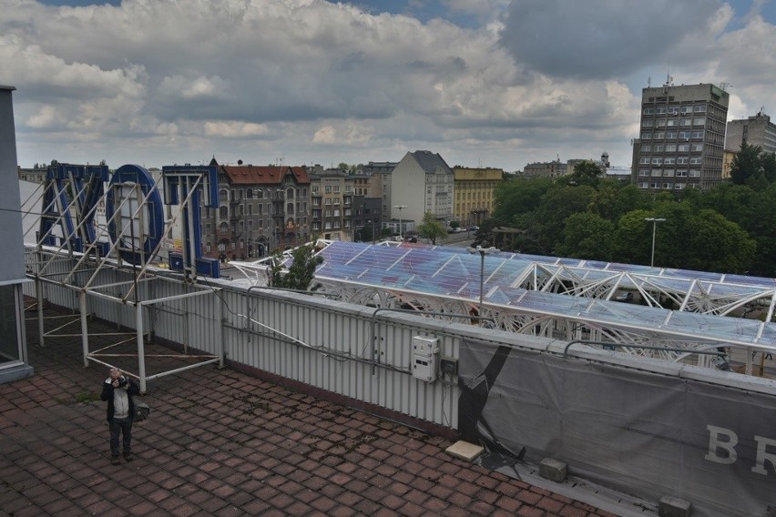 Trasa W-Z. Dach na przystanku Piotrkowska Centrum będzie gotowy w sierpniu [ZDJĘCIA]