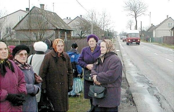 Będzie chodnik wzdłuż drogi nr 744.