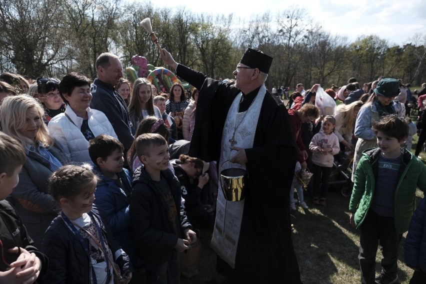 Tak wyglądało święcenie pokarmów na prawosławnej święconce w Toruniu ZDJĘCIA