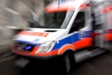 Wypadek w Olecku. Kierowca autobusu miejskiego potrącił na przejściu dla pieszych 13-latkę. Dziewczyna trafiła do szpitala 