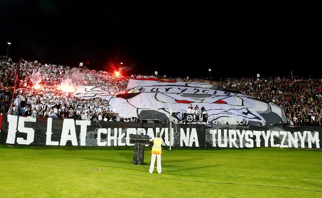 W poprzednim sezonie fani Pogoni i Legii szczelnie wypełnili stadion w Szczecinie.