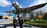 Rozmowy w sprawie współpracy Pińczowa z Państwową Wyższą Szkołą Zawodową w Chełmie, która kształci przyszłych pilotów [ZDJĘCIA]