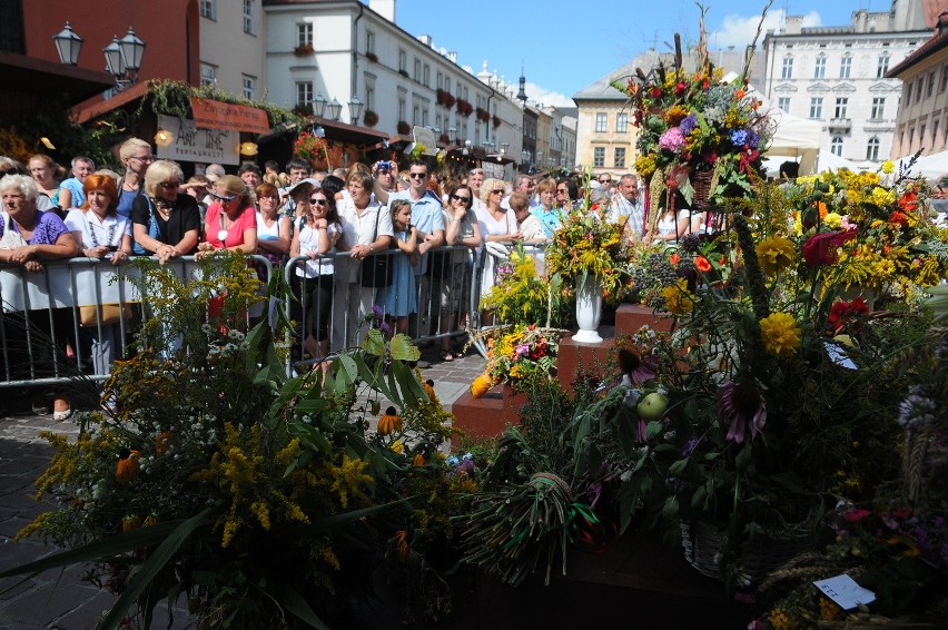 Kraków. "Cudowna Moc Bukietów", czyli najpiękniejszy bukiet zielny [ZDJĘCIA]