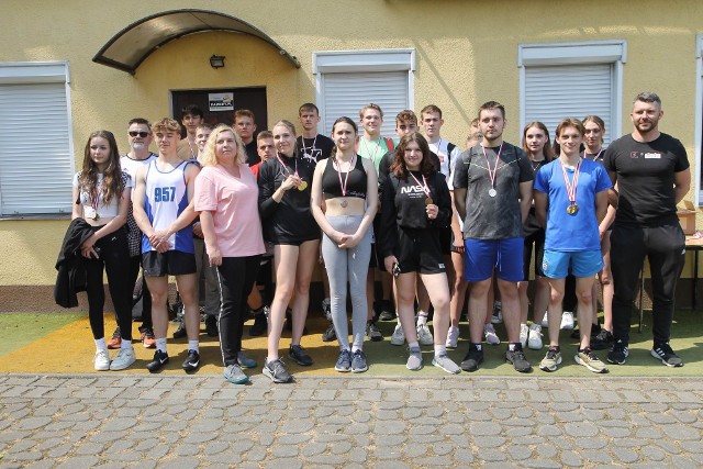 W środę (25.05.203) w Chełmnie zorganizowano powiatową licealiadę w lekkoatletyce