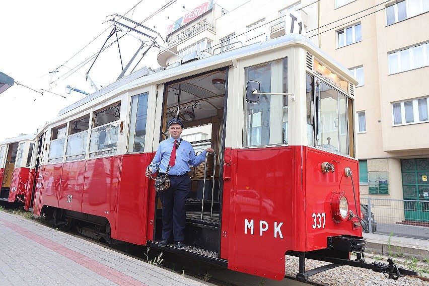 Zabytkowy tramwaj z lat 60. ubiegłego wieku będzie woził...