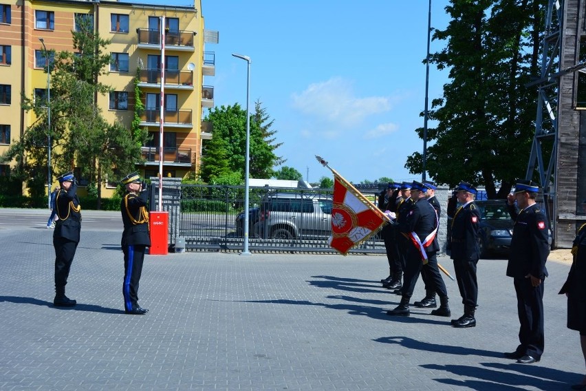 Zamość. Pod opieką świętego Floriana. Kamienną rzeźbę można oglądać w strażackiej siedzibie