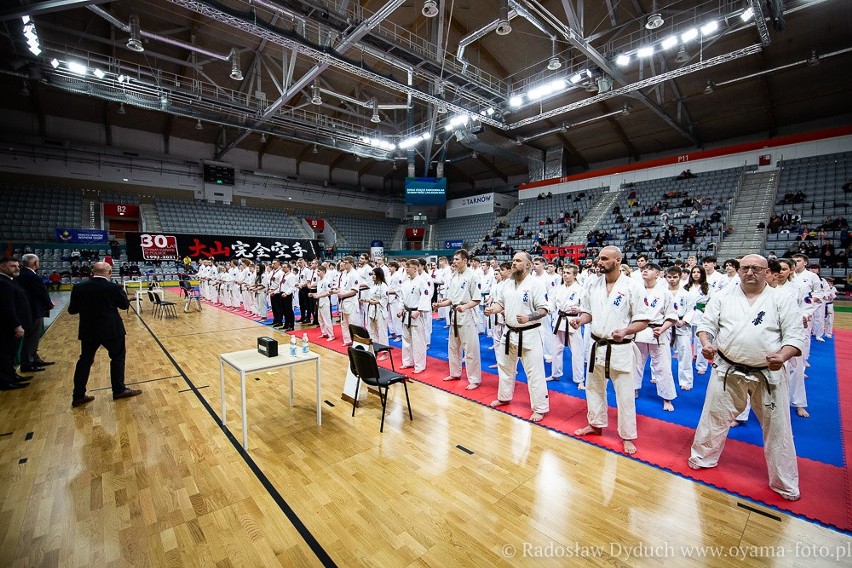 Karate. Worek medali dla reprezentantów Limanowskiego Klubu Kyokushin Karate na Makroregionie Południowym. Sensei: bardzo wysoki poziom