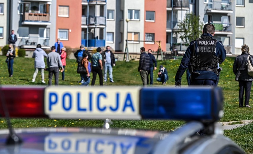 Nowy zarząd jednak nie mógł długo wejść do środka siedziby...