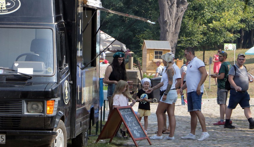 Piknik z okazji Święta Wojska Polskiego w Forcie Wielka...