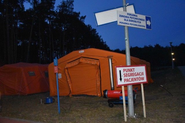 Szpital w Grudziądzu jest jednoimmiennym zakaźnym. Taką decyzję podjął Wojewoda. W szpitalu przebywa już.... pacjentów z całego województwa i spoza regionu.