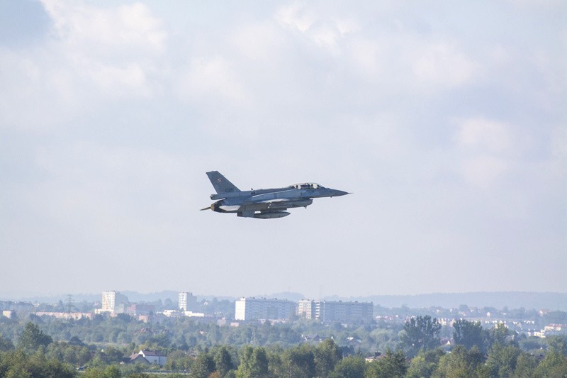 Myśliwce F16 latały dziś nad Podkarpaciem [FOTO]