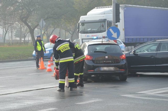 Kolizja na skrzyżowaniu utrudniła ruch na krajowej „12”