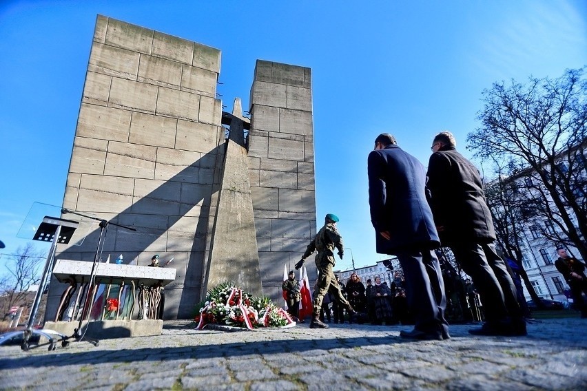 Pomnik zesłańcom Sybiru we Wrocławiu