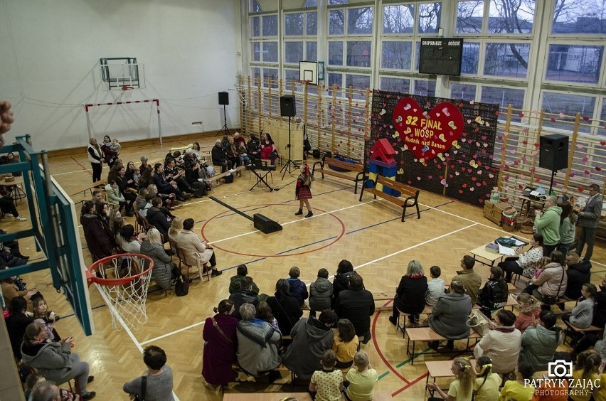 Rekordowa zbiórka na Wielką Orkiestrę Świątecznej Pomocy w Rudniku nad Sanem! Wolontariusze zebrali 48 tysięcy złotych. Zobacz zdjęcia