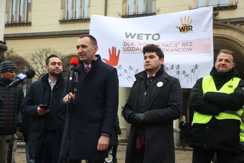 Protest przeciwko Strefie Czystego Transportu we Wrocławiu. "Pandemia pokazała, że to nie samochody są problemem"